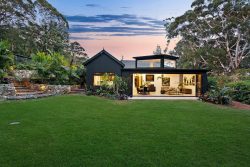 56 Excelsior Dr, Austinmer NSW 2515, Australia