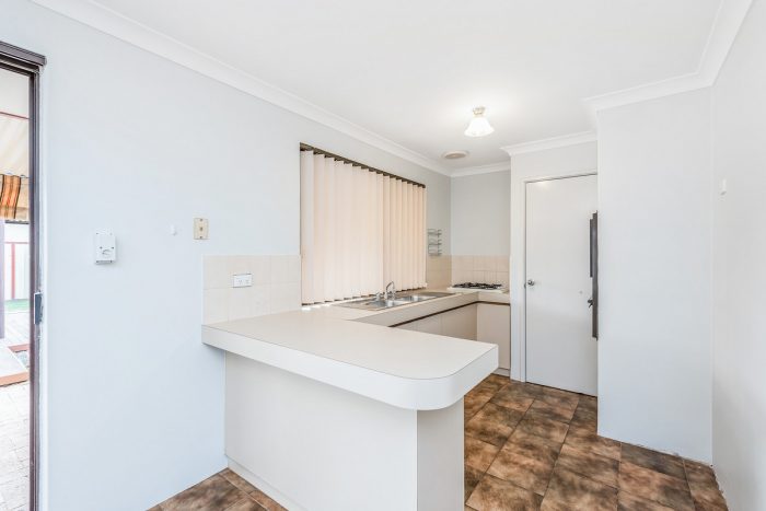 48a Moat St, Mandurah WA 6210, Australia