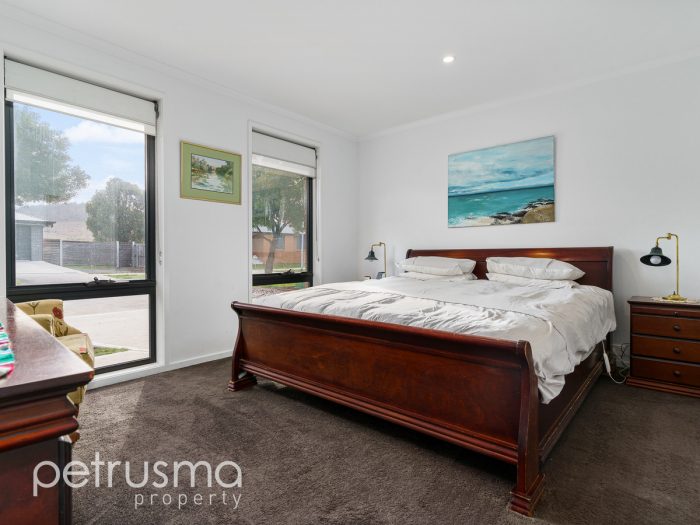 3 Ikram Ct, Old Beach TAS 7017, Australia