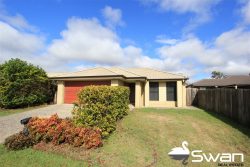 3 Brighton St, Raceview QLD 4305, Australia