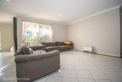 35 Le Grande Ave, McKail WA 6330, Australia