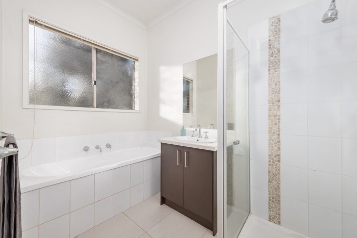 Unit 19/27 Canterbury Rd, Montrose VIC 3765, Australia