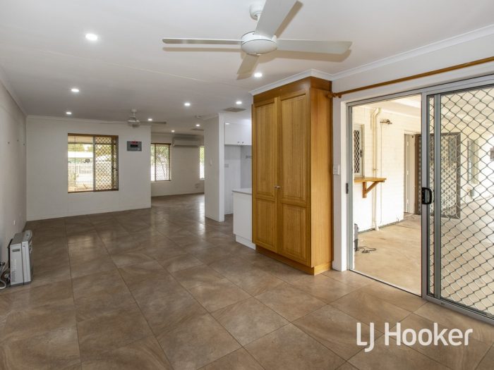 25 Plumbago Cres, Sadadeen NT 0870, Australia