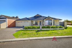 25 Jury Bend, Carey Park WA 6230, Australia