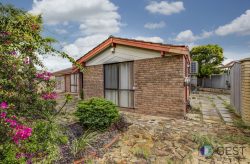 7 Ulcombe St, Marangaroo WA 6064, Australia