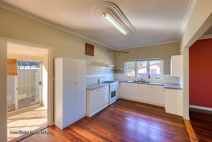 22 William St, Yakamia WA 6330, Australia