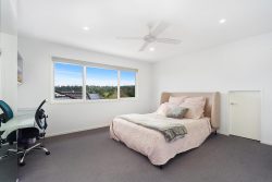 16 Withers Pl, Abbotsbury NSW 2176, Australia