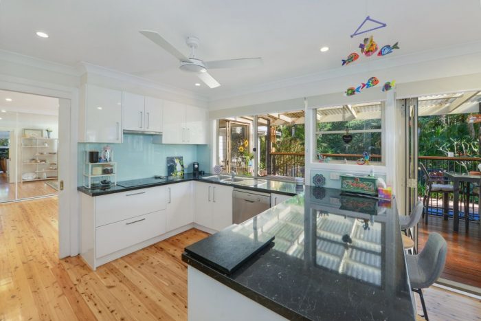 23A Reynolds Rd, Avoca Beach NSW 2251, Australia