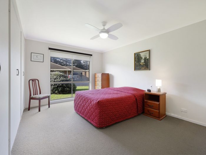 8 Belfast Cl, Port Fairy VIC 3284, Australia