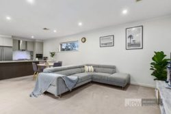 37 Bloom Ave, Wantirna South VIC 3152, Australia