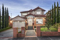 6 Le Cateau St, Pascoe Vale South VIC 3044, Australia