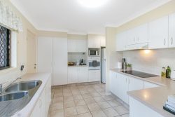 2/1 Martel Pl, Tweed Heads NSW 2485, Australia