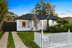 11 Moira St, Sunshine VIC 3020, Australia