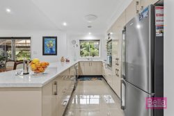 24 Wattlevale Pl, Ulladulla NSW 2539, Australia