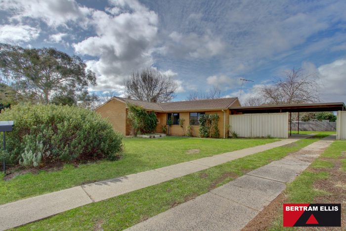 14 Wolff Cres, Latham ACT 2615, Australia