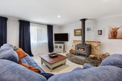 5 Penola St, Bundanoon NSW 2578, Australia