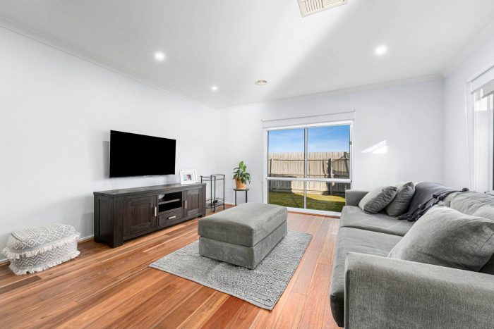 8 Viogner Pl, Waurn Ponds VIC 3216, Australia