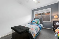 8 Viogner Pl, Waurn Ponds VIC 3216, Australia