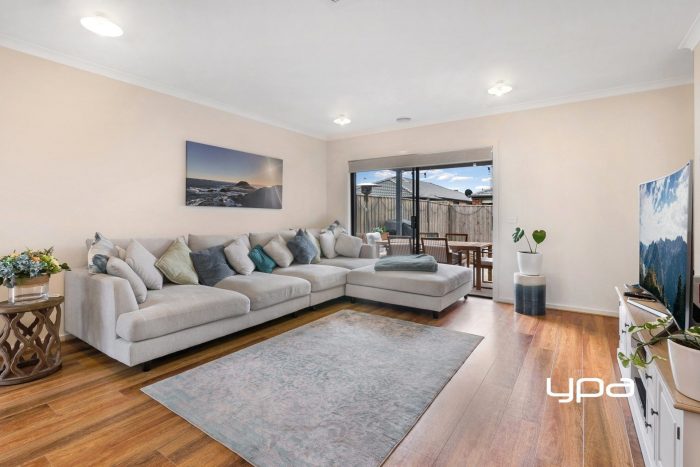 36 Light Horse Cct, Sunbury VIC 3429, Australia