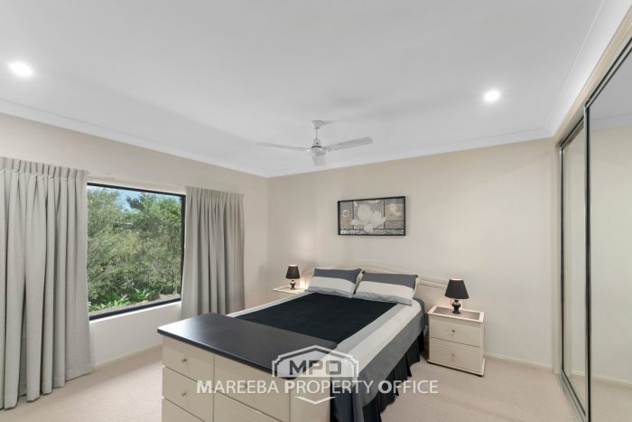 8 Bundanoon Ct, Mareeba QLD 4880, Australia