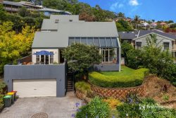 2 Michael Cres, Kiama Downs NSW 2533, Australia