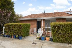 4/59 Molonglo St, Queanbeyan East NSW 2620, Australia