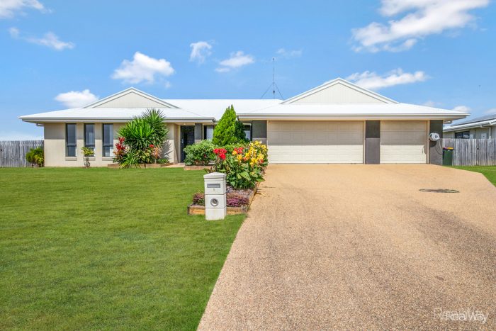 1 Falcon Crest, Zilzie QLD 4710, Australia