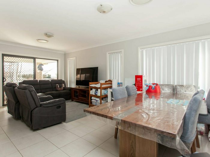 9 Ainsworth Cres, North Rothbury NSW 2335, Australia