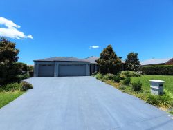 64 Abercairney Terrace, Aberdeen NSW 2336, Australia