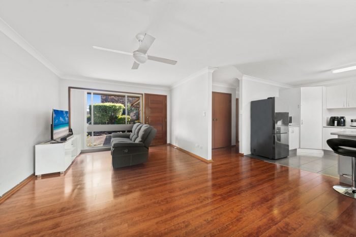 2/147 Bourke Rd, Umina Beach NSW 2257, Australia