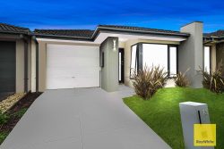 13 Elsternwick St, Truganina VIC 3029, Australia