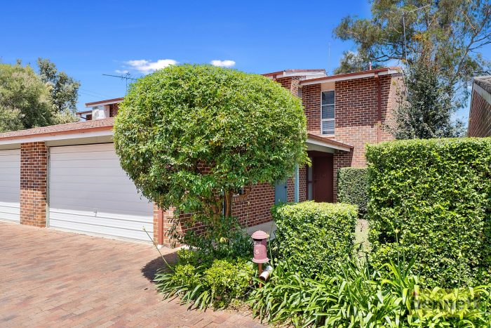 5 John Tebbutt Pl, Richmond NSW 2753, Australia