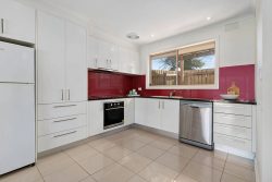 8 Kiah Ct, Patterson Lakes VIC 3197, Australia