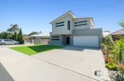 57 Napier Rd, Morley WA 6062, Australia