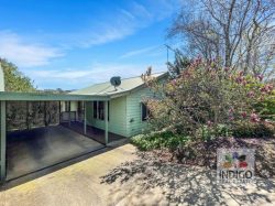 2/13 Wood St, Beechworth VIC 3747, Australia