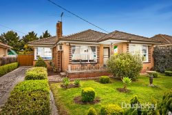 9 Young St, Sunshine West VIC 3020, Australia