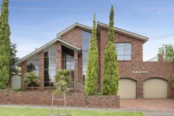 33 Beaver St, Aberfeldie VIC 3040, Australia