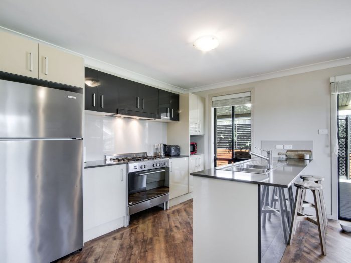 21 Binalong St, Dalmeny NSW 2546, Australia