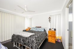 64 Cocoanut Point Dr, Zilzie QLD 4710, Australia