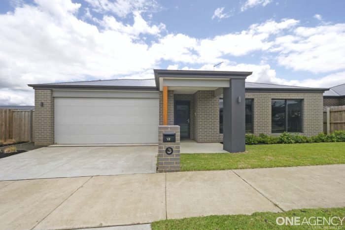 12 Dooyork Cres, Traralgon VIC 3844, Australia