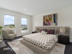 1 Fermoy Cres, Rokeby TAS 7019, Australia