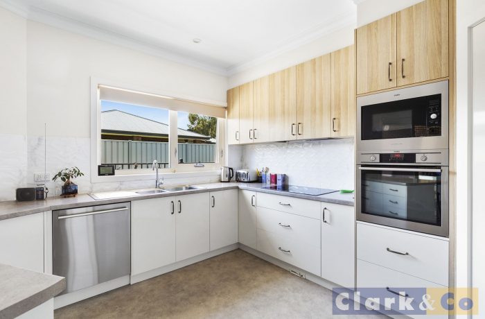 5 Kerry Court, Mansfield VIC 3722, Australia