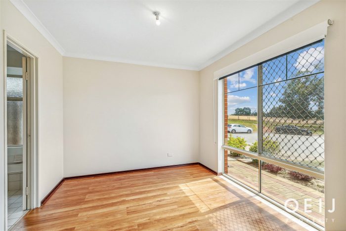 6/19 Roseheath Blvd, Kiara WA 6054, Australia