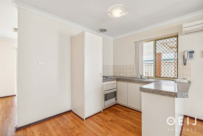 6/19 Roseheath Blvd, Kiara WA 6054, Australia