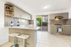 3/70 Norfolk St, Blacktown NSW 2148, Australia