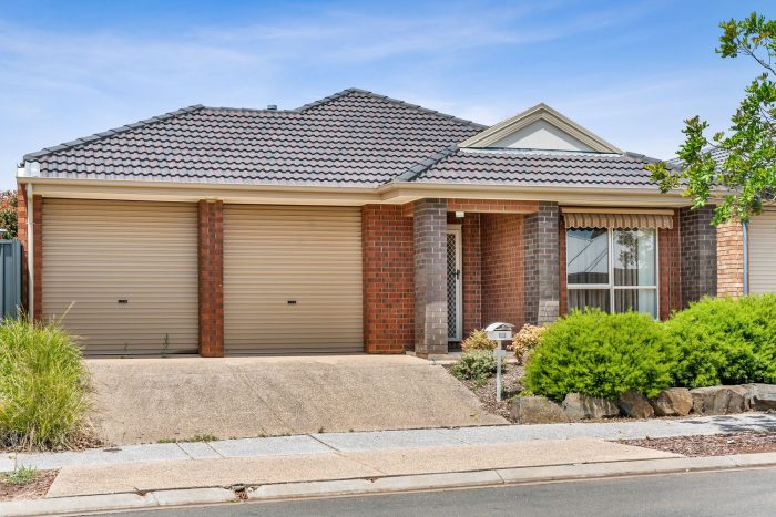 44 Swinden Cres, Blakeview SA 5114, Australia