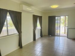 2 Seashore St, Dysart QLD 4745, Australia