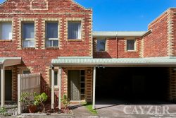 Unit 3/100 Stokes St, Port Melbourne VIC 3207, Australia