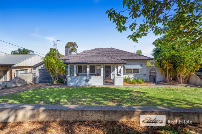 6 Swanstone St, Collie WA 6225, Australia