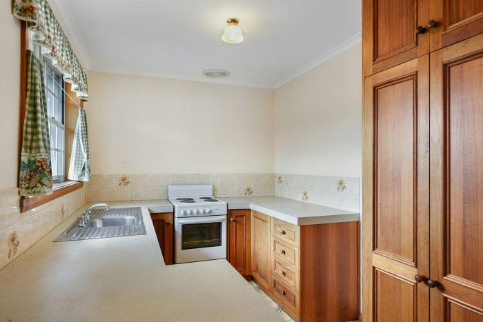 Unit 2/15 Topham St, Rose Bay TAS 7015, Australia